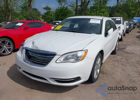 2012 Chrysler 200 Touring из США, поврежденный, VIN 1C3CCBBB8CN299280